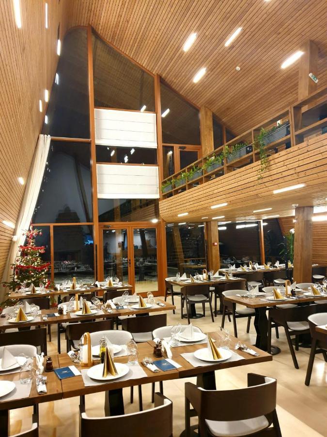 Cuibul De Lemn Hotel Rîşnov Exterior foto